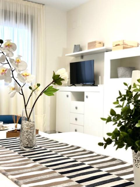 Apartamento Puerta Cerrada Écija Екстериор снимка